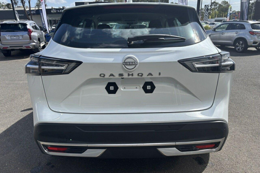 2025 Nissan QASHQAI J12 ST-L SUV Image 6