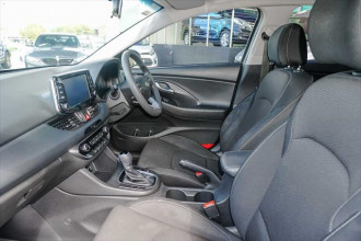 2018 Hyundai i30 PD Active Hatchback image 18