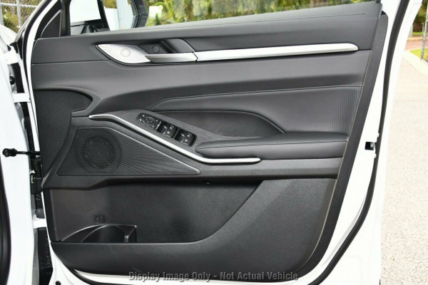 2026 GWM Haval H6 B01 Ultra Hybrid SUV Image 5