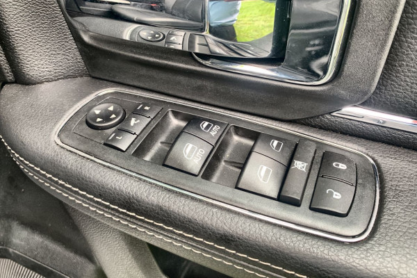 2018 Ram 1500 MY18 Laramie Rambox Ute Image 4