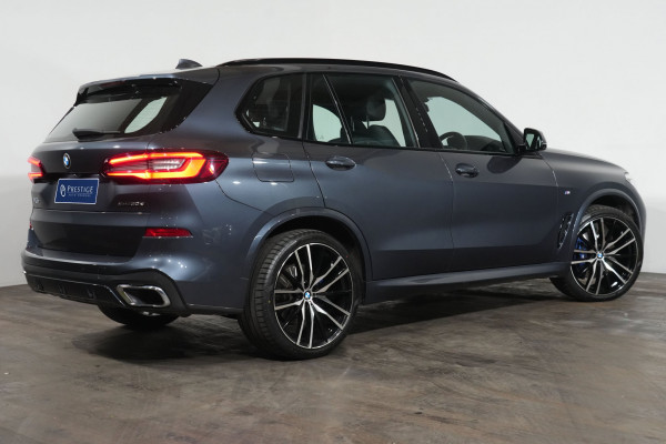 2022 BMW X5 xDrive30d SUV Image 5