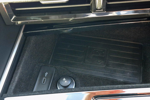 2020 MY21 Volkswagen Touareg CR 210TDI R-Line SUV Image 14