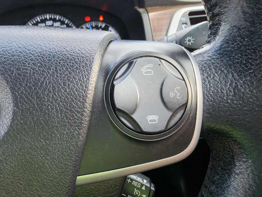 2014 Toyota Aurion GSV50R Presara Sedan Image 28