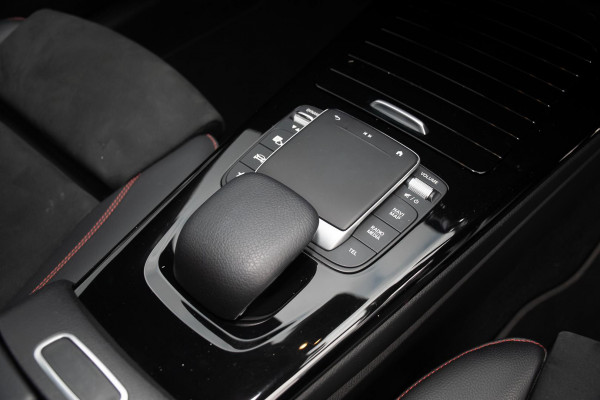 2021 Mercedes-Benz CLA-Class C118 CLA200 Coupe image 15