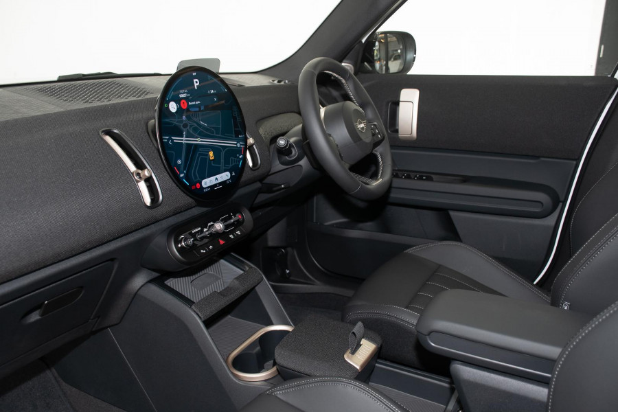 2026 MINI Countryman U25 C Favoured SUV