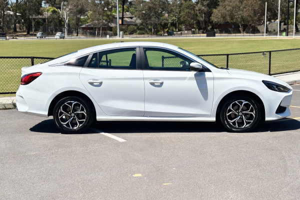 2023 MG MG5 AP32 Vibe Sedan Image 6