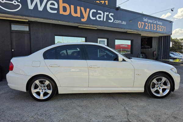 2011 BMW 3 Series E90 320i M Sport Sedan Image 8