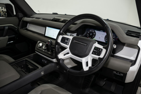 2020 Land Rover Defender L663 110 P400 S SUV image 14
