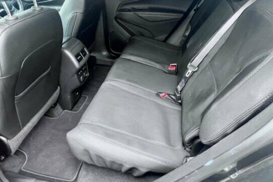 2020 Holden Equinox EQ LTZ-V SUV Image 13