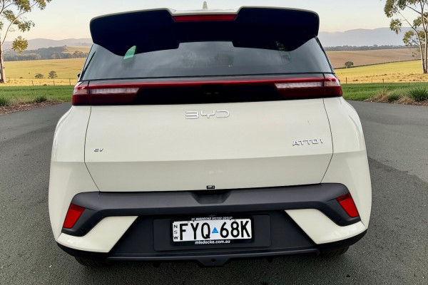 2025 BYD ATTO 1  Essential Hatch Image 7