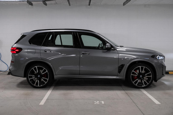 2025 BMW X5 G05 LCI xDrive30d M Sport SUV image 5