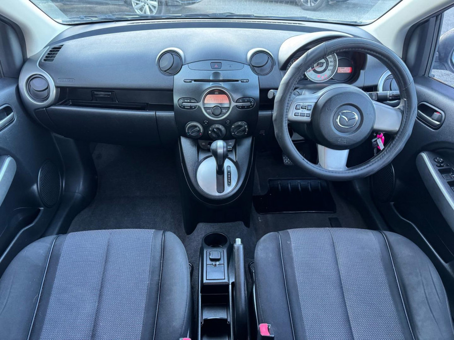 2010 Mazda 2 DE Series 2 Maxx Sedan Image 15