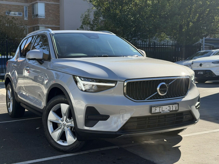 2025 Volvo XC40 XZ Plus B4 SUV Image 1