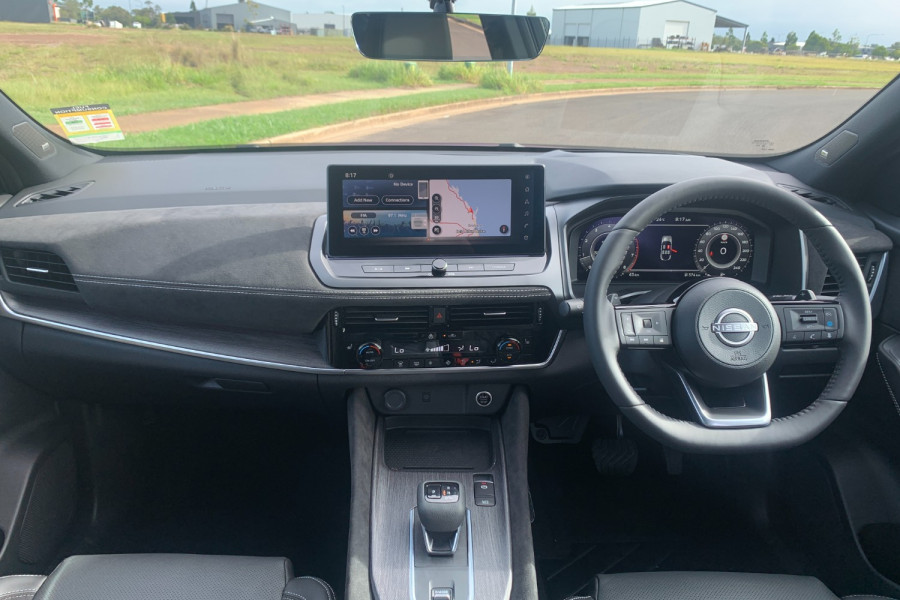 2024 MY25 Nissan QASHQAI J12 Ti-L SUV Image 11