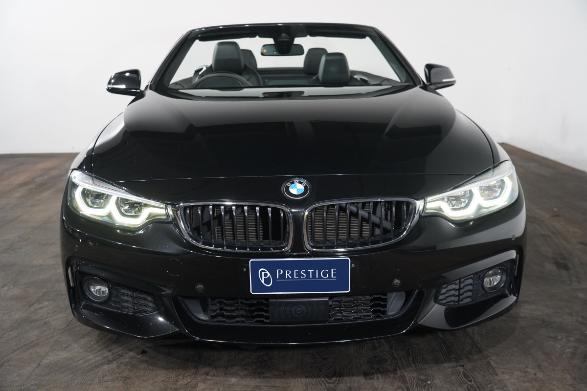 2017 BMW 4 40i Convertible Image 3