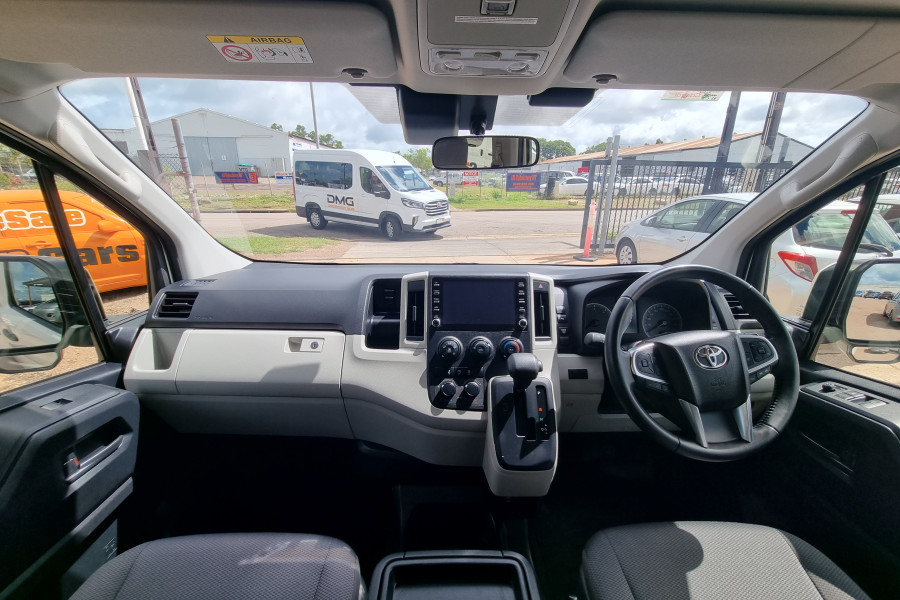 2022 Toyota HiAce GDH322R Commuter Bus Image 13