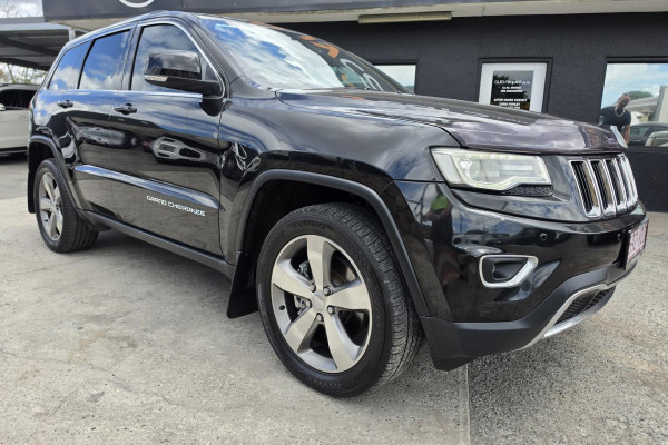 2014 Jeep Grand Cherokee WK Laredo SUV Image 7
