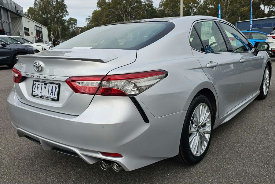2018 Toyota Camry AXVH71R SL Sedan Image 4