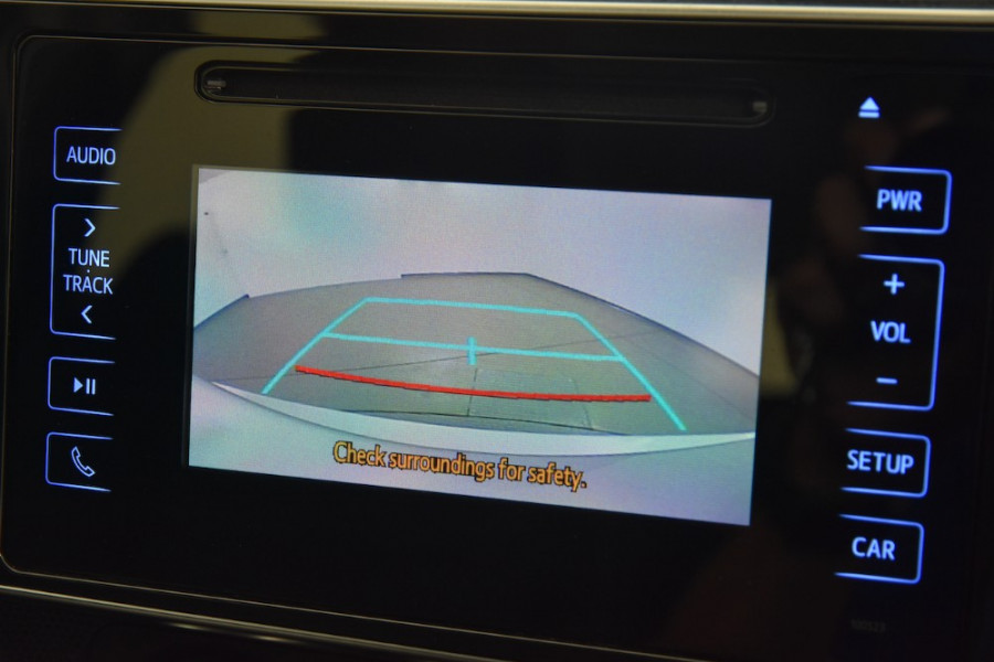 2016 Toyota Corolla ZRE182R Ascent Hatchback Image 17