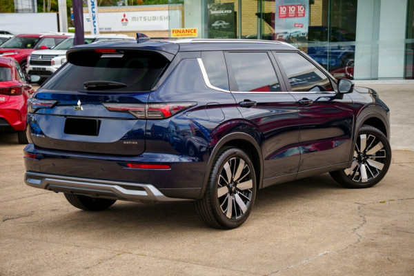 2025 Mitsubishi Outlander ZM Aspire SUV Image 2