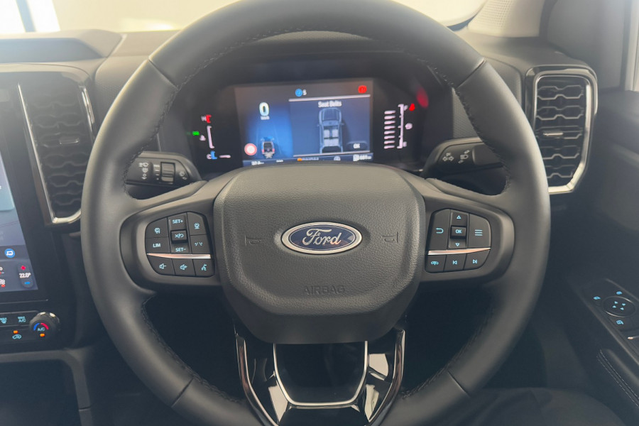 2025 MY25.25 Ford Ranger P703 XLT Cab Chassis Image 14