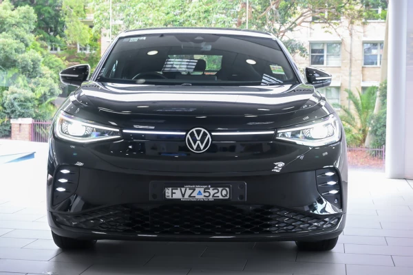 2025 Volkswagen ID. 5 E2 GTX SUV Image 4