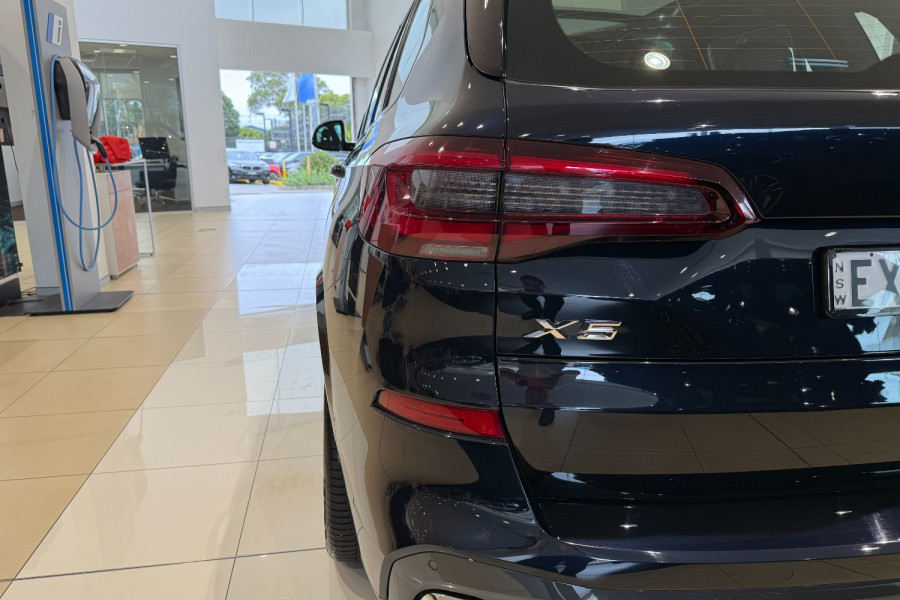 2022 BMW X5 G05 M Sport SUV Image 7