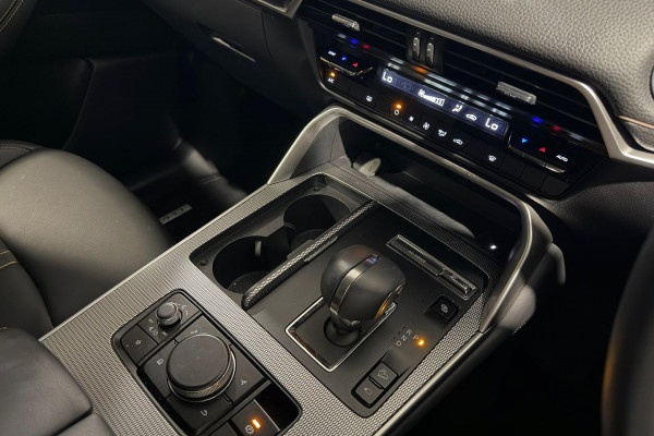 2024 Mazda CX-60 KH Series P50e Evolve SUV Image 21