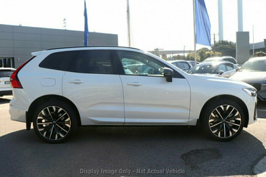 2026 Volvo XC60 UZ Ultra B5 Dark SUV Image 16