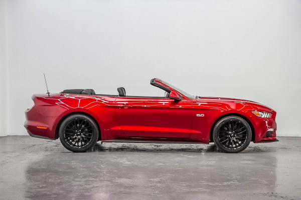2017 Ford Mustang FM GT Convertible Image 3