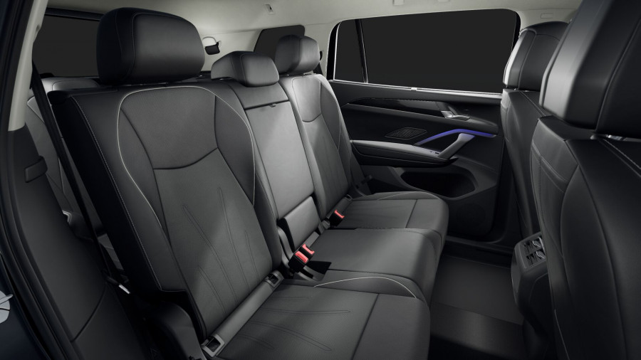 2026 Volkswagen Tayron R4 150TSI Elegance SUV Image 12