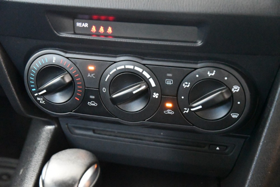 2014 Mazda 3 BM5478 Neo Hatchback Image 15