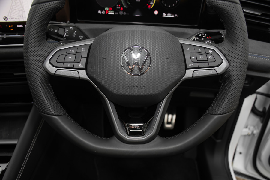 2026 Volkswagen Tiguan CT 200TSI eHybrid R-Line SUV Image 12