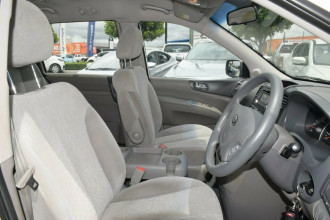 2010 MY11 Kia Grand Carnival VQ Si Wagon