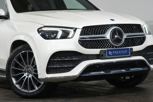 2019 Mercedes-Benz GLE-Class GLE300 d SUV Image 2