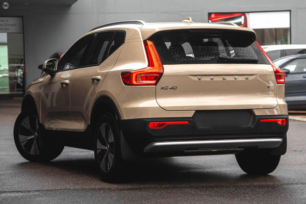 2025 MY26 Volvo XC40 XZ Plus B4 SUV Image 4