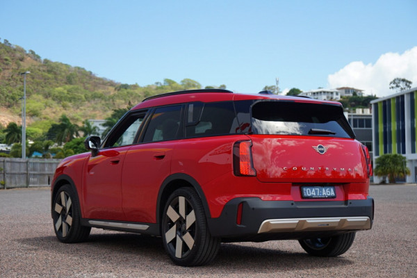 2024 MINI Countryman U25 C Favoured Other Image 5