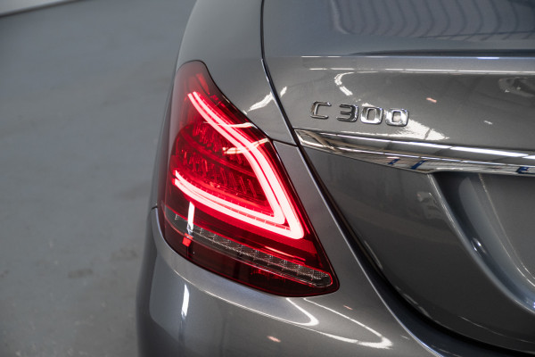 2019 Mercedes-Benz C-Class C300 Sedan Image 10