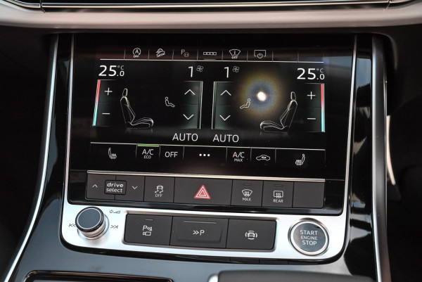 2026 Audi Q7 4M TDI 210kW S line SUV image 16