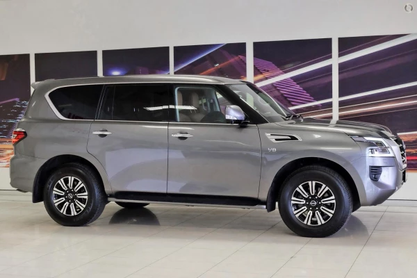 2026 Nissan Patrol Y62 Ti SUV Image 5
