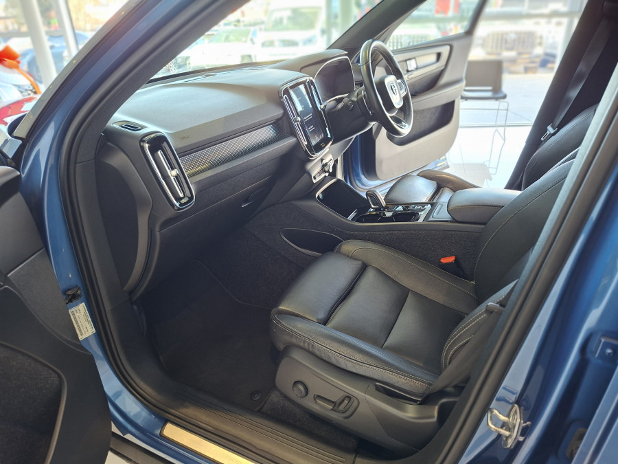 2018 MY19 Volvo XC40 XZ T5 R-Design SUV Image 13