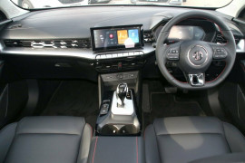 2024 MG MG5 AP32 Essence Sedan