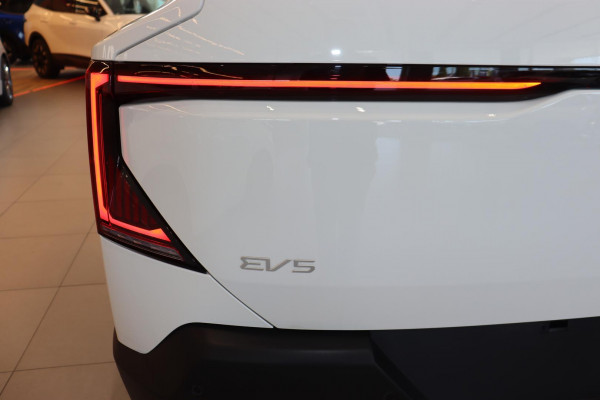 2026 Kia EV5 OVc Air Long Range SUV Image 12