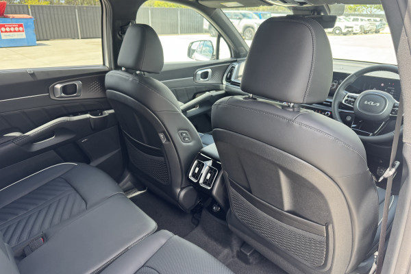 2026 Kia Sorento MQ4 PE GT-Line SUV Image 13