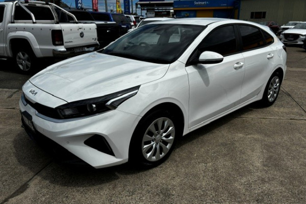2023 MY24 Kia Cerato BD S Hatch Image 8