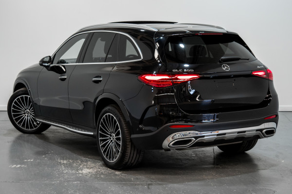 2025 Mercedes-Benz GLC-Class GLC300 SUV Image 9