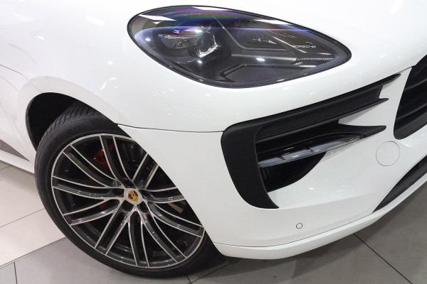2020 Porsche Macan 95B GTS SUV