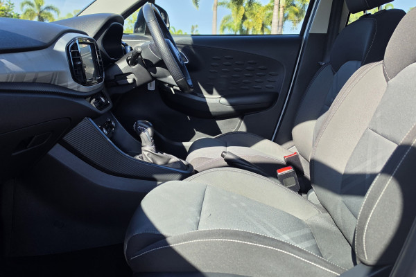 2023 MG MG3 SZP1 Core Hatch Image 9