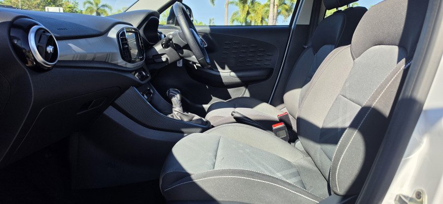 2023 MG MG3 SZP1 Core Hatch Image 9