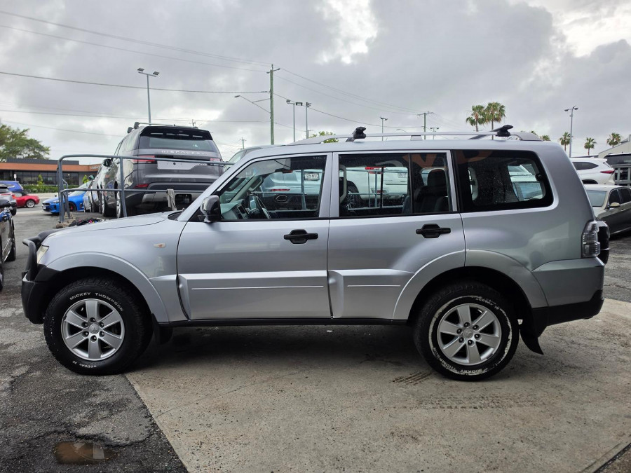 2008 Mitsubishi Pajero NS GLX SUV Image 10